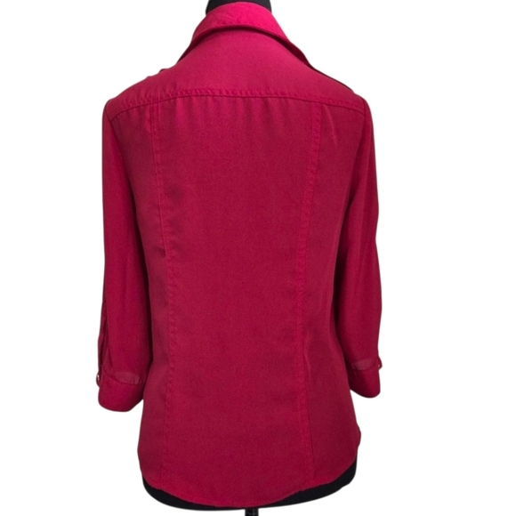 ⭐️Bebe Women's Red Blouse With Gold Accents Size XS - Picture 4 of 6